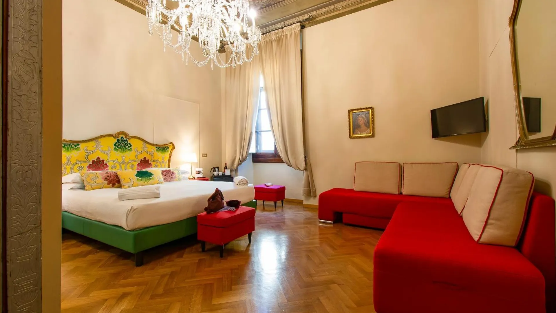 N4U Guest House Florens