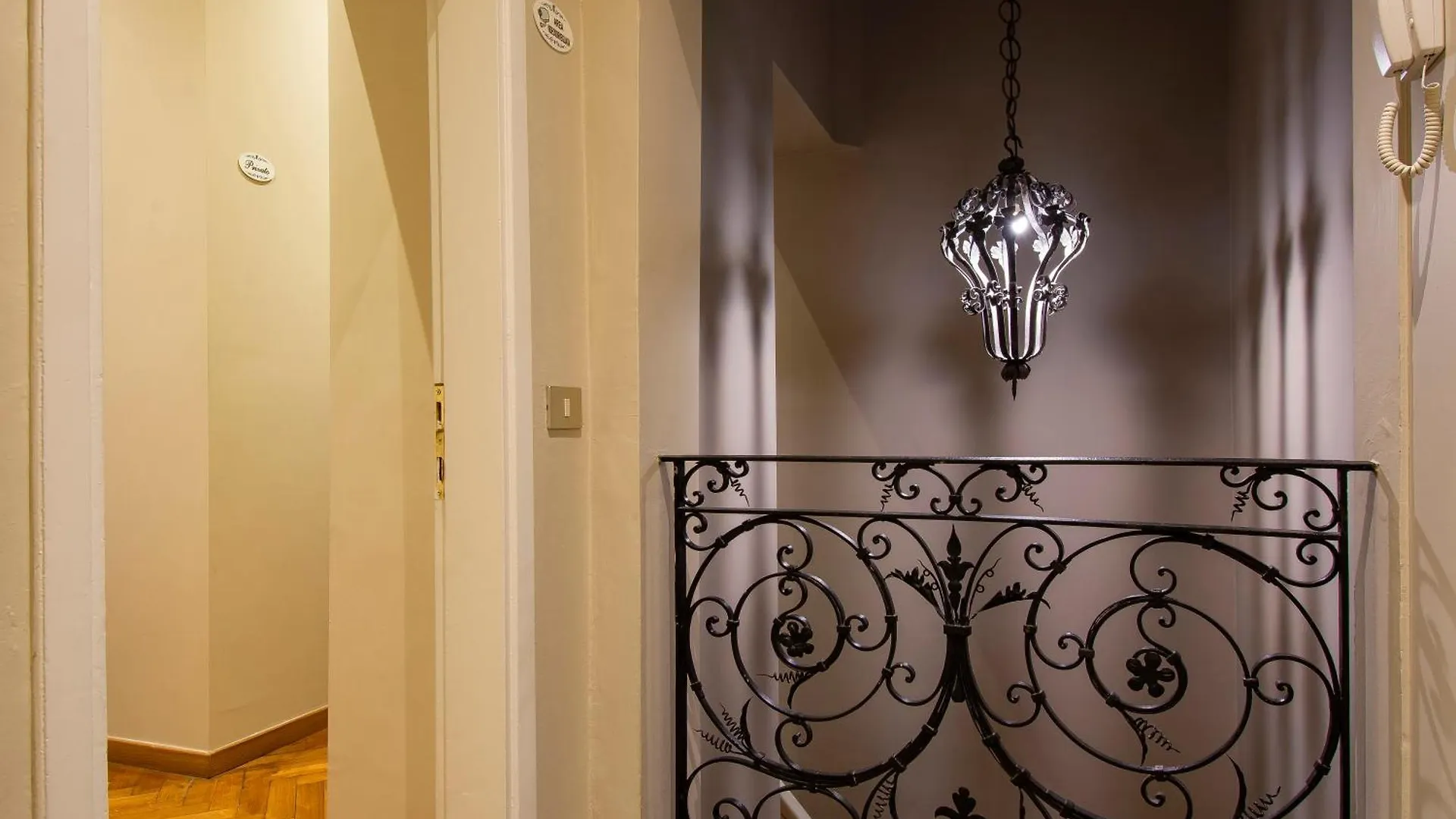 Bed & Breakfast N4U Guest House Florence