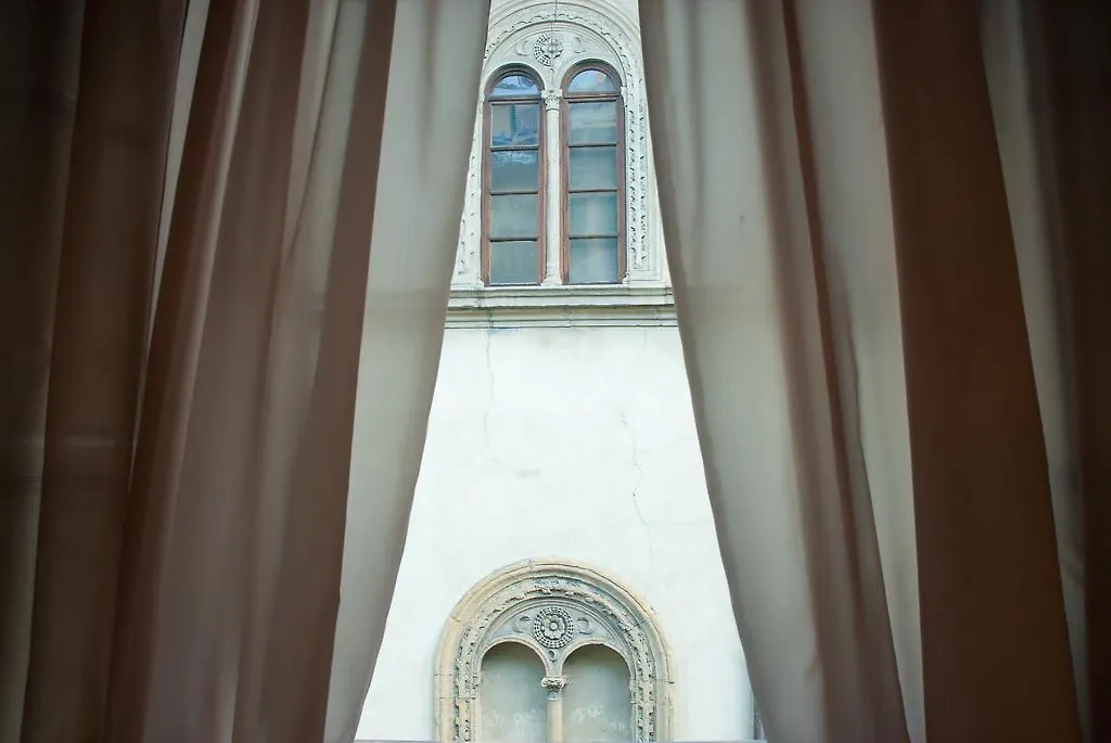 N4U Guest House Florence Italy