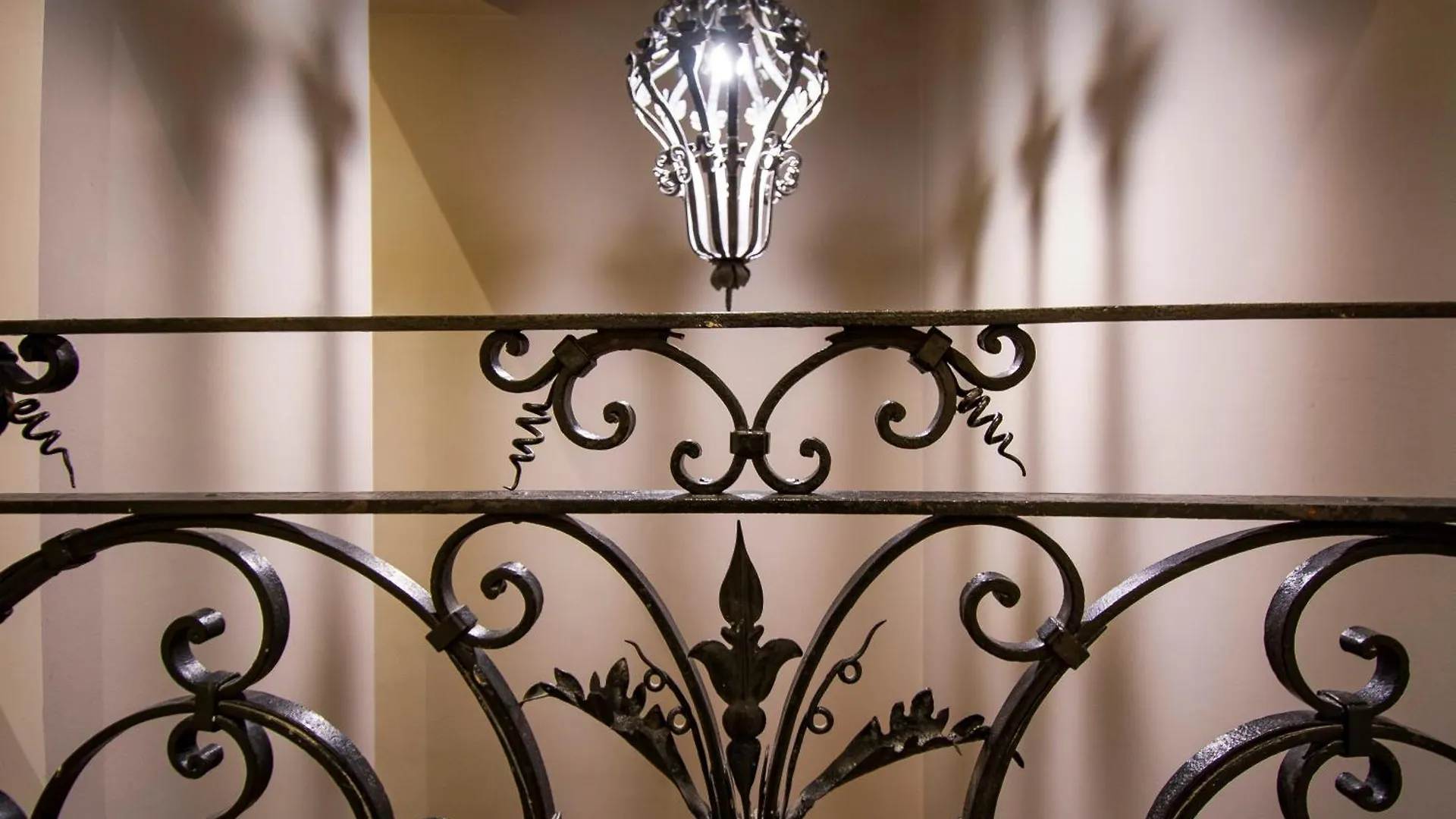 N4U Guest House Firenze Panzió