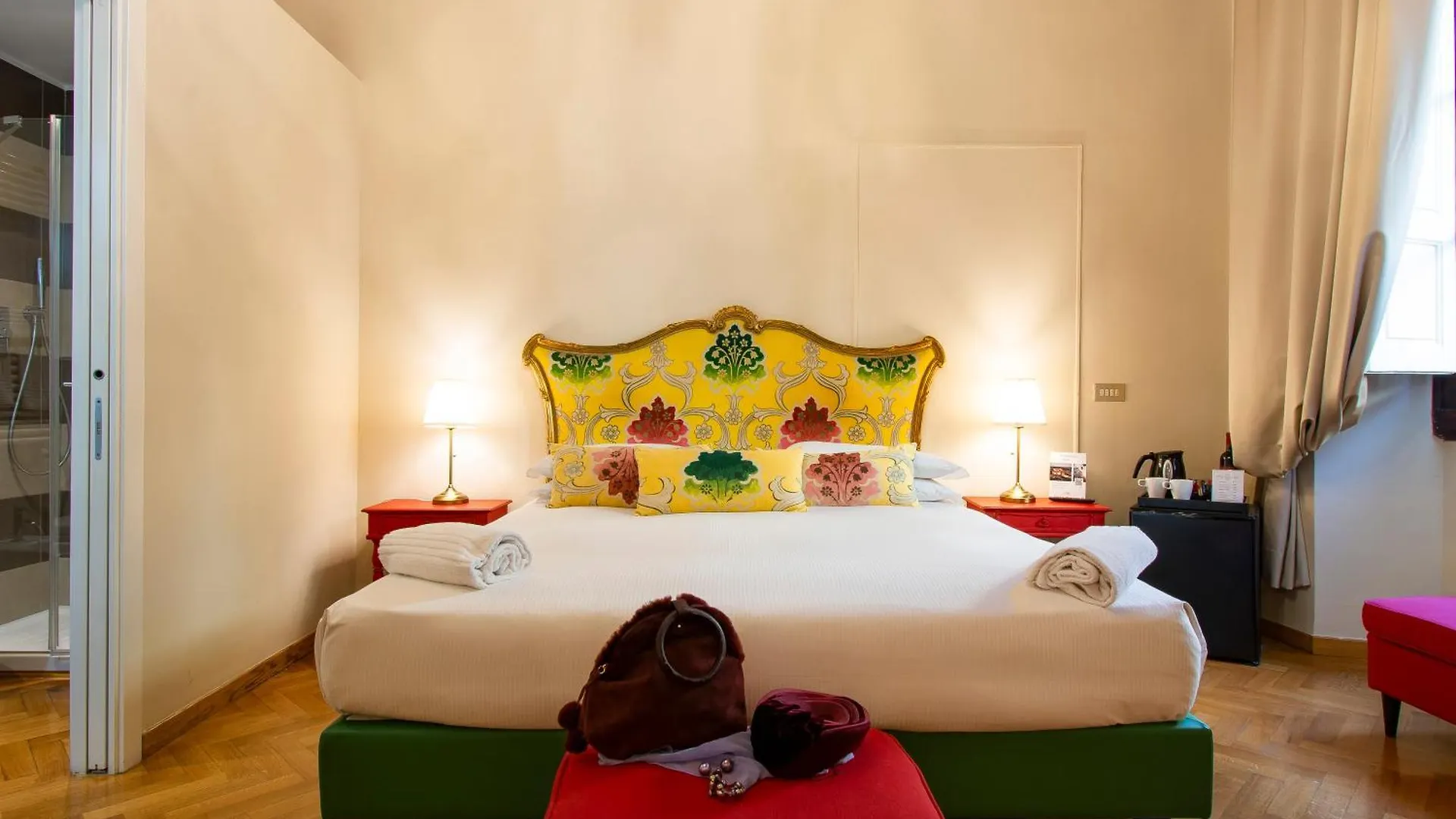 N4U Guest House Firenze Panzió