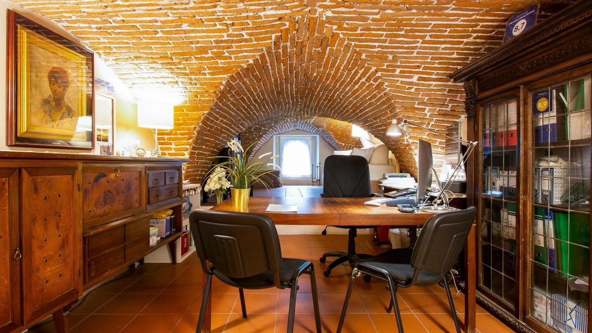 N4U Guest House Florence 3*,