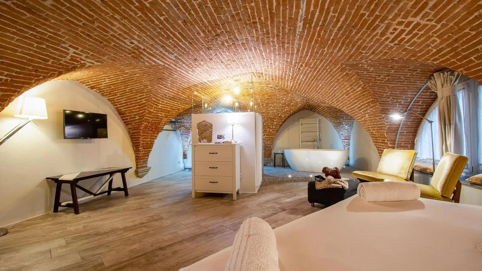 *** Bed & Breakfast N4U Guest House Florence Italy