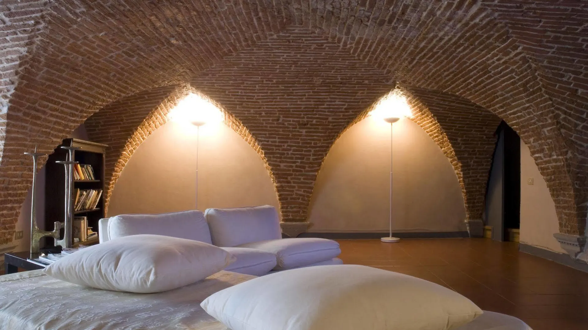 N4U Guest House Firenze 3*,